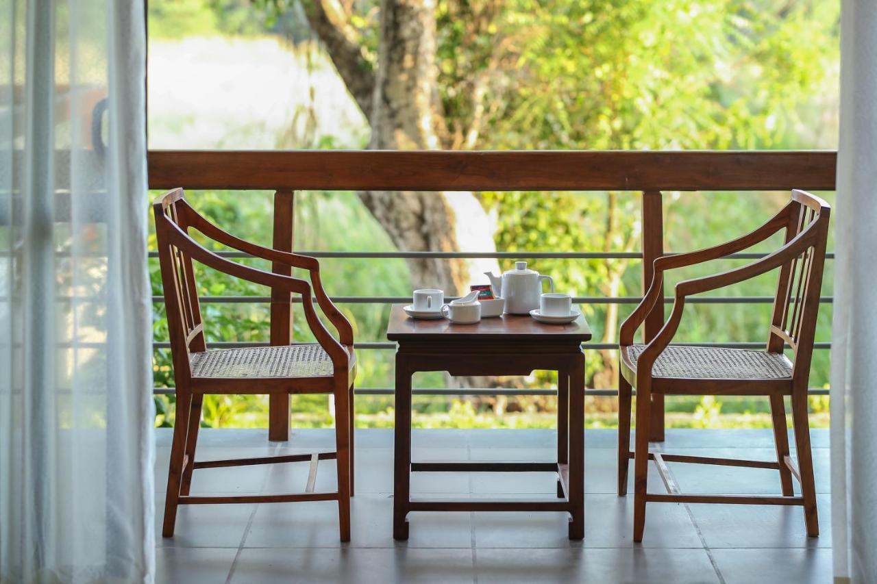 Earls Rajarata Hotel Anuradhapura Exterior photo