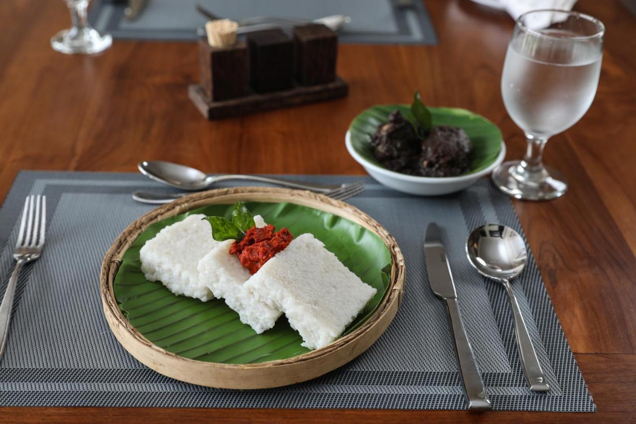 Earls Rajarata Hotel Anuradhapura Exterior photo